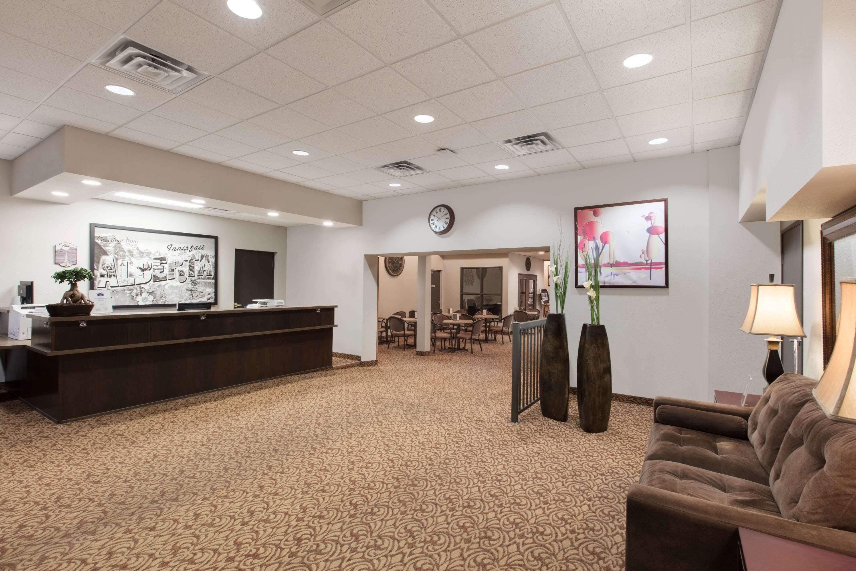 Super 8 By Wyndham Innisfail Buitenkant foto