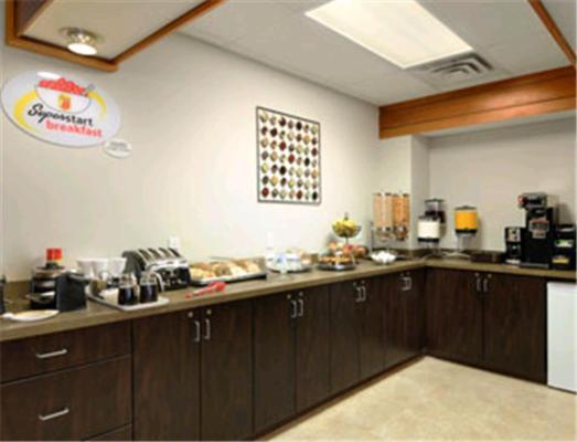 Super 8 By Wyndham Innisfail Buitenkant foto